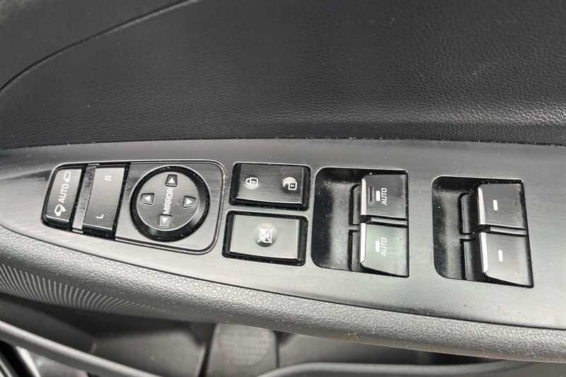 Used Hyundai TUCSON 2019 for sale - 76903270: Photo 16