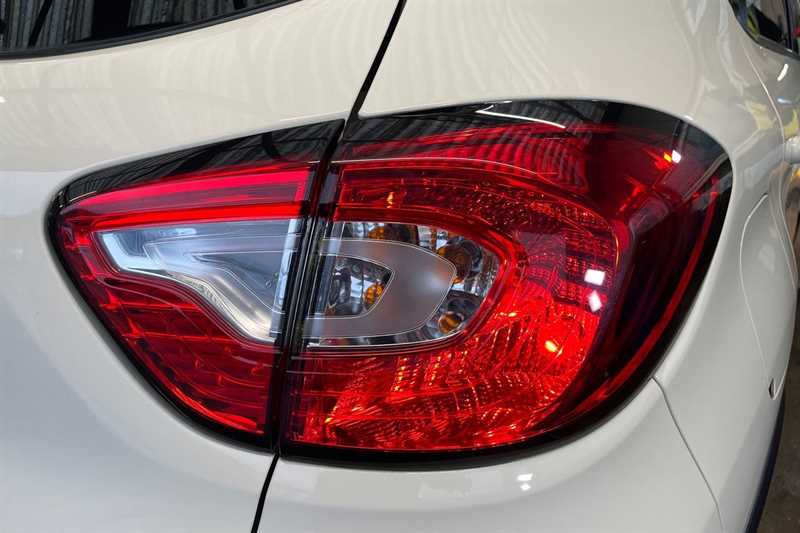 Used Renault Captur 2016 for sale - 76877269: Photo 32