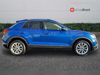 Used Volkswagen T-Roc 2022 for sale - 77553686: Photo