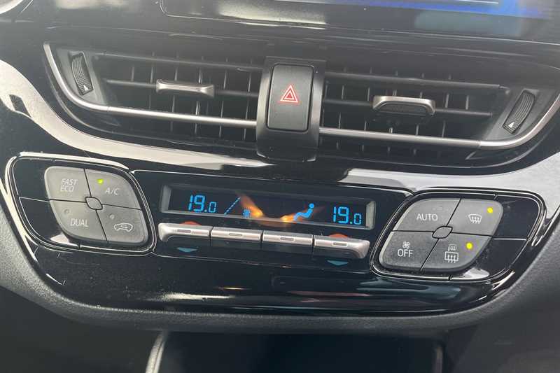 Used Toyota C-HR 2019 for sale - 77811951: Photo 15