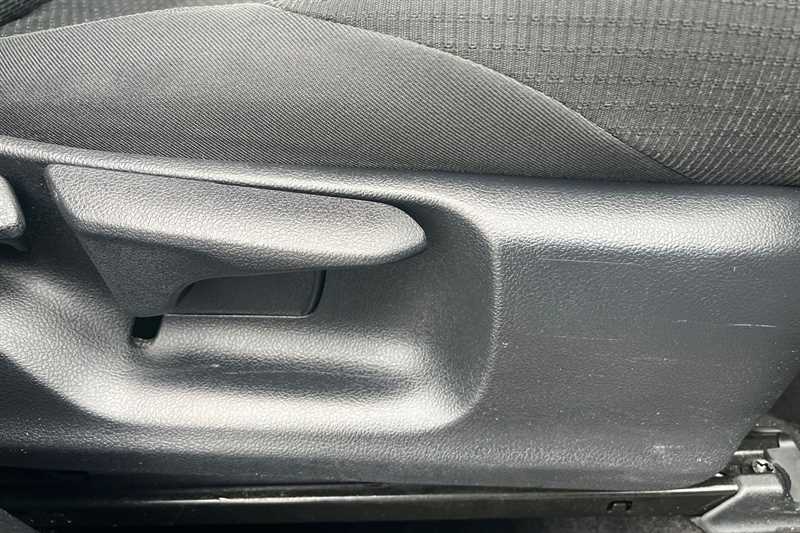 Used Toyota C-HR 2019 for sale - 77712004: Photo 26