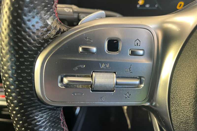 Used Mercedes-Benz A-Class 2018 for sale - 76648336: Photo 21