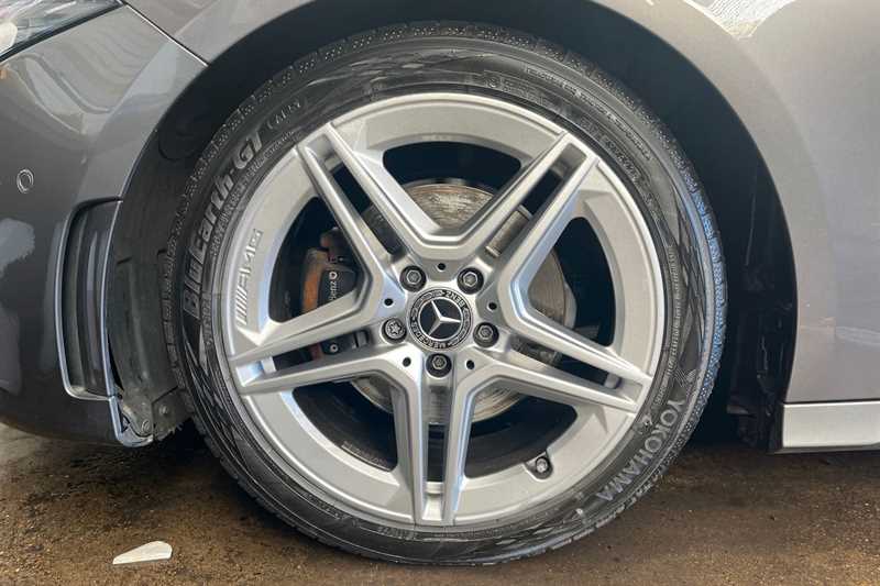 Used Mercedes-Benz A-Class 2018 for sale - 76648336: Photo 9