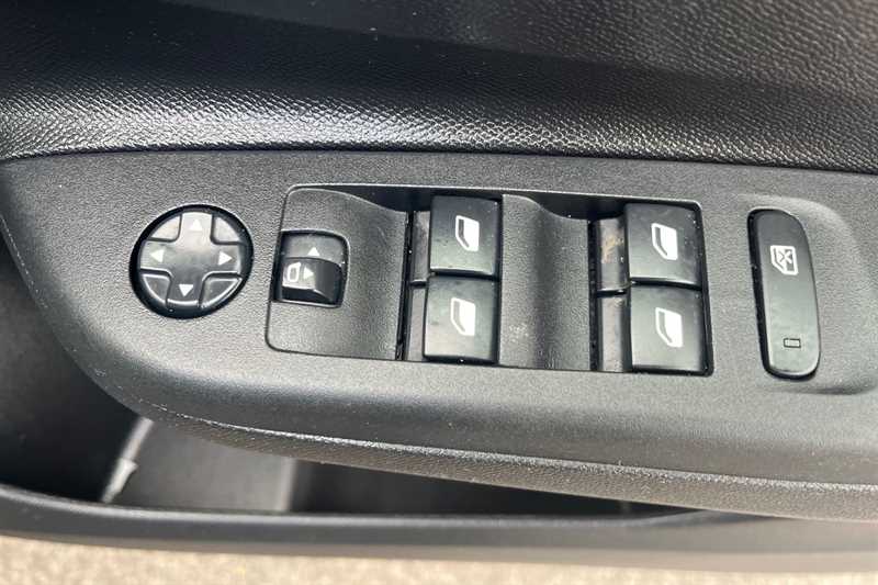 Used Vauxhall Corsa 2022 for sale - 76530058: Photo 16