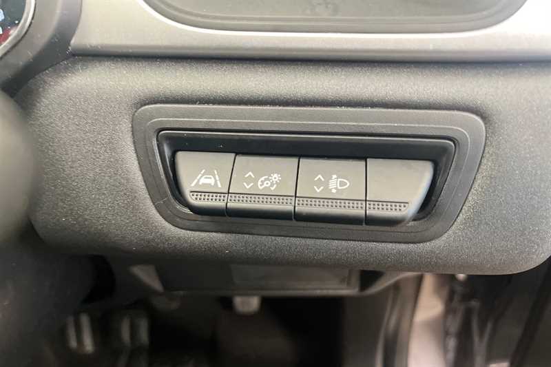 Used Renault Captur 2022 for sale - 77566034: Photo 36