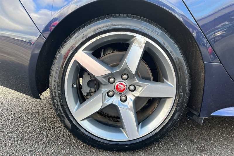 Used Jaguar XE 2016 for sale - 77800320: Photo 12