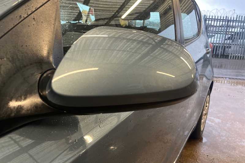 Used Hyundai i10 2018 for sale - 77375270: Photo 35