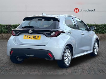 Used Toyota Yaris 2020 for sale - 77801156: Photo