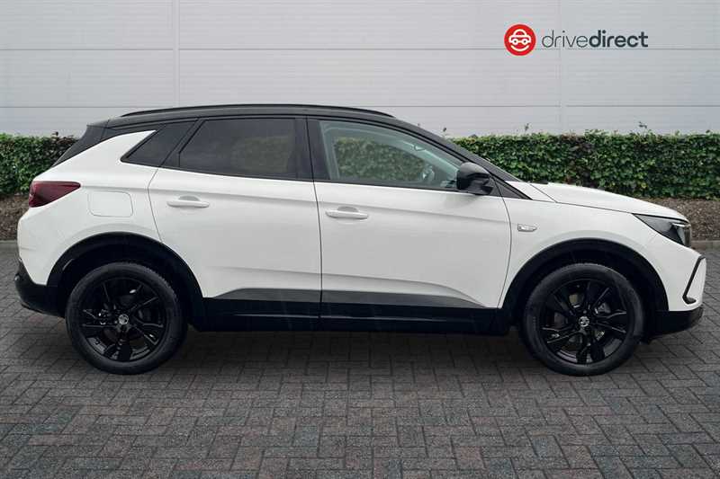 Used Vauxhall Grandland 2022 for sale - 77481827: Photo 2