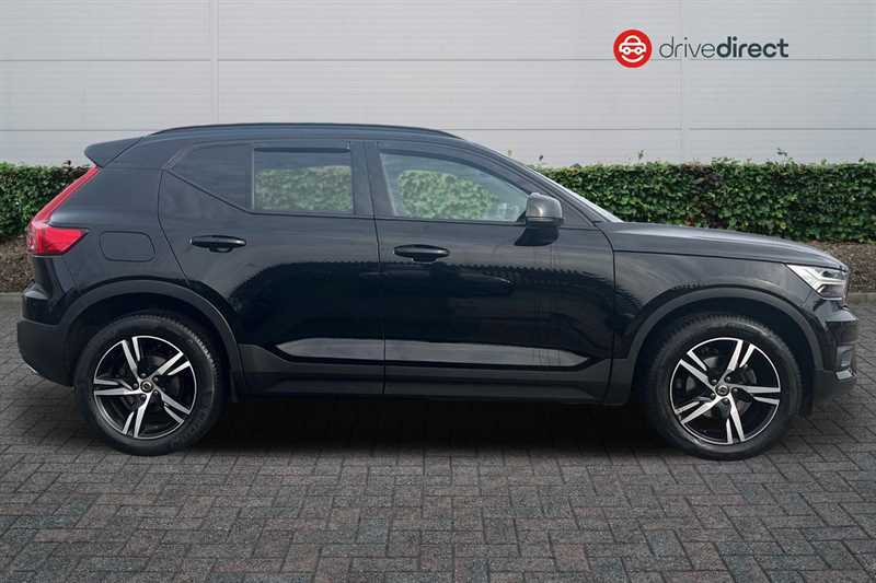 Used Volvo XC40 2020 for sale - 76448564: Photo 2