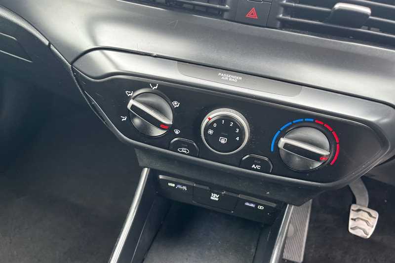 Used Hyundai BAYON 2022 for sale - 76529636: Photo 15