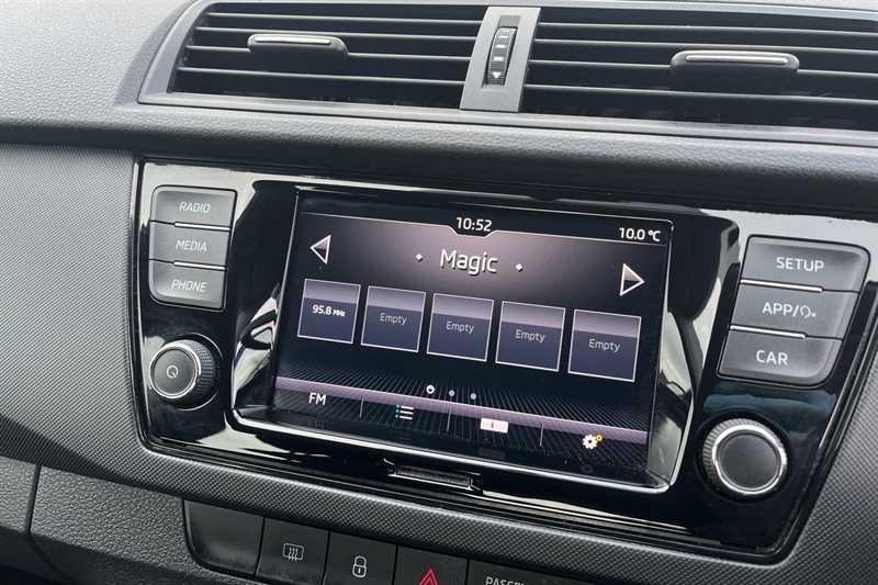 Used Skoda Fabia for sale - 77863460: Photo 17