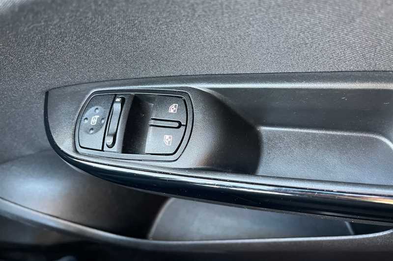 Used Vauxhall Corsa 2018 for sale - 77430839: Photo 16