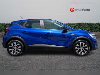 Used Renault Captur 2023 for sale - 79416434: Photo