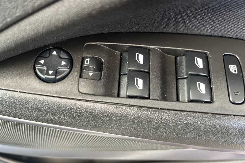 Used Vauxhall Crossland 2022 for sale - 76524571: Photo 16