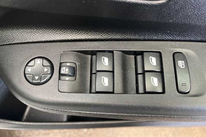 Used Vauxhall Corsa 2024 for sale - 76525104: Photo 16