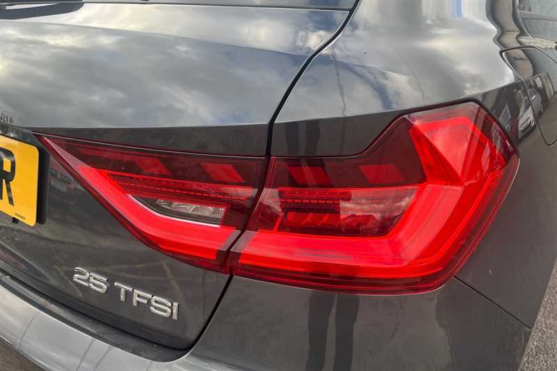 Used Audi A1 2021 for sale - 77562101: Photo 32