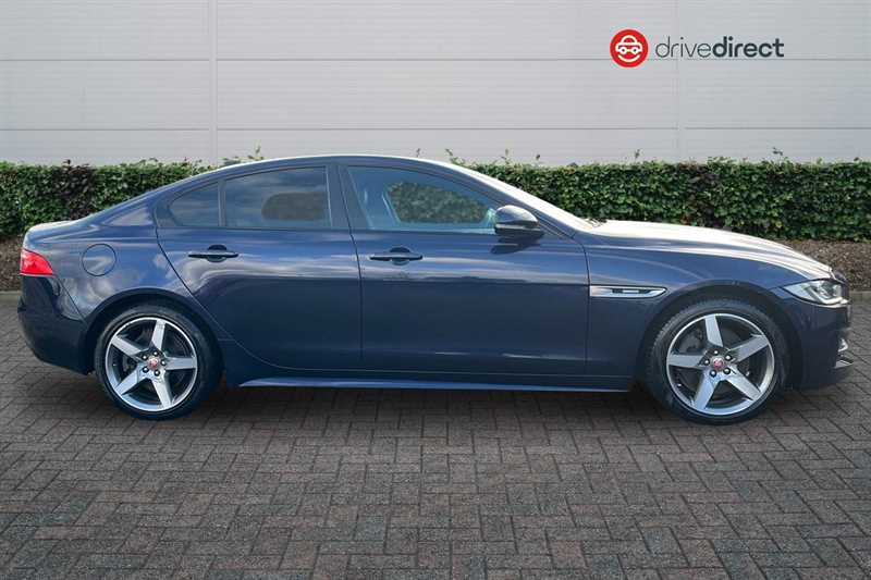 Used Jaguar XE 2016 for sale - 77459167: Photo 2