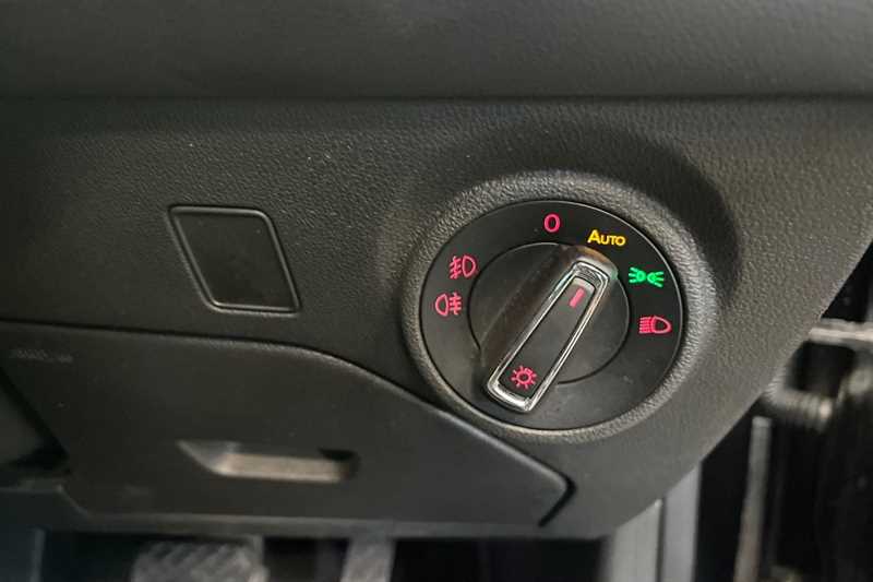 Used SEAT Leon 2019 for sale - 77444368: Photo 36