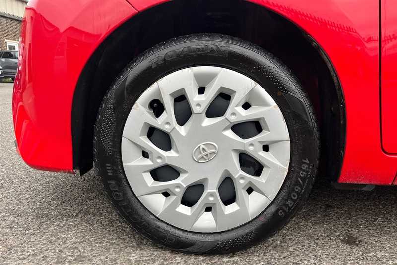 Used Toyota AYGO for sale - 76463415: Photo 9