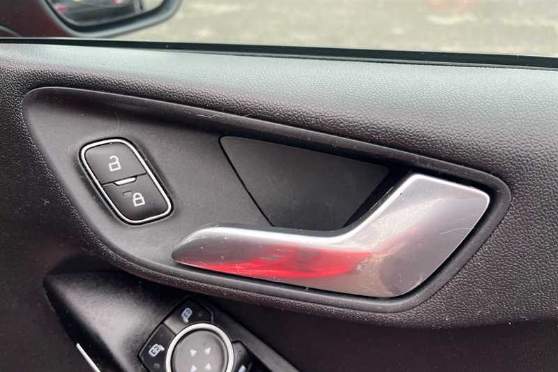 Used Ford Fiesta 2020 for sale - 76272707: Photo 38