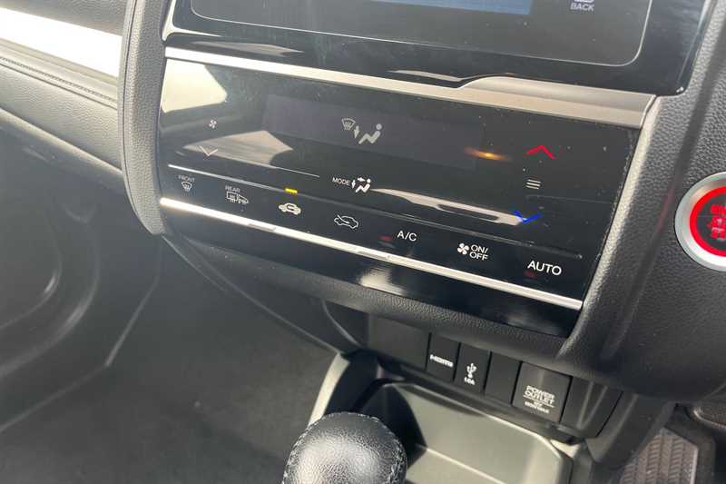 Used Honda Jazz 2019 for sale - 78222393: Photo 15