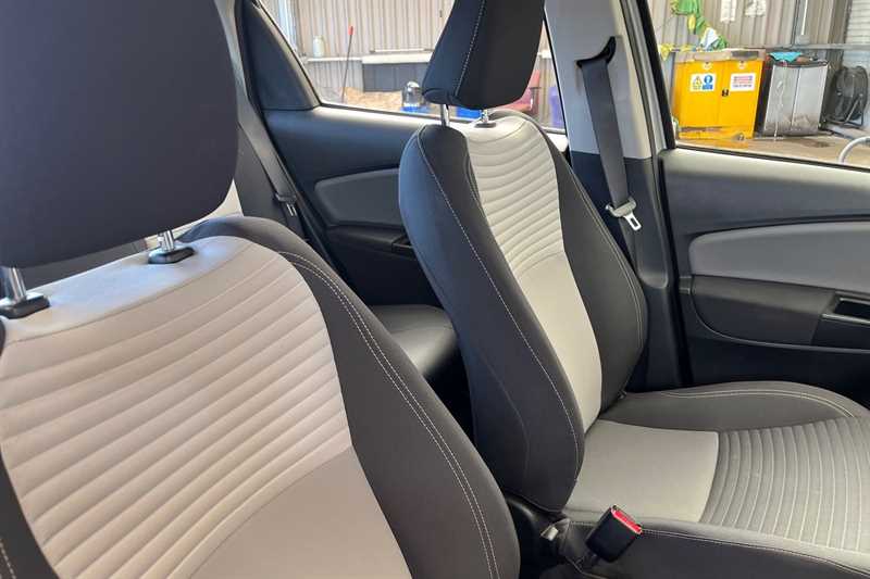 Used Toyota Yaris 2017 for sale - 78208412: Photo 23