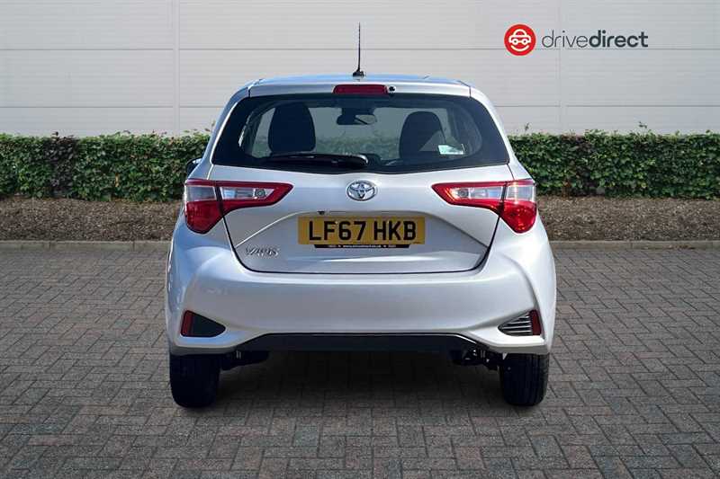 Used Toyota Yaris 2017 for sale - 78208412: Photo 4
