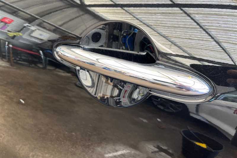 Vehicle 33