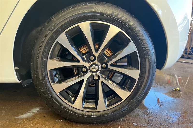 Used Renault Clio for sale - 77828989: Photo 10