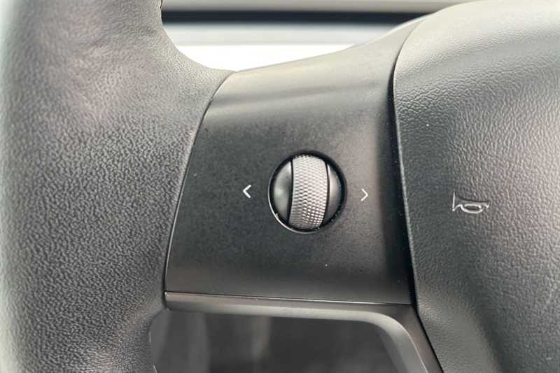 Used Tesla Model 3 for sale - 76462525: Photo 21