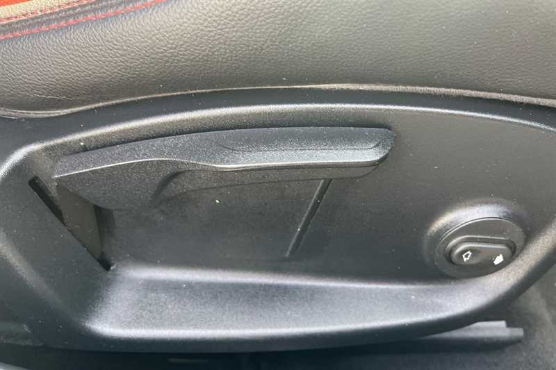 Used Jaguar XE 2018 for sale - 77788227: Photo 26