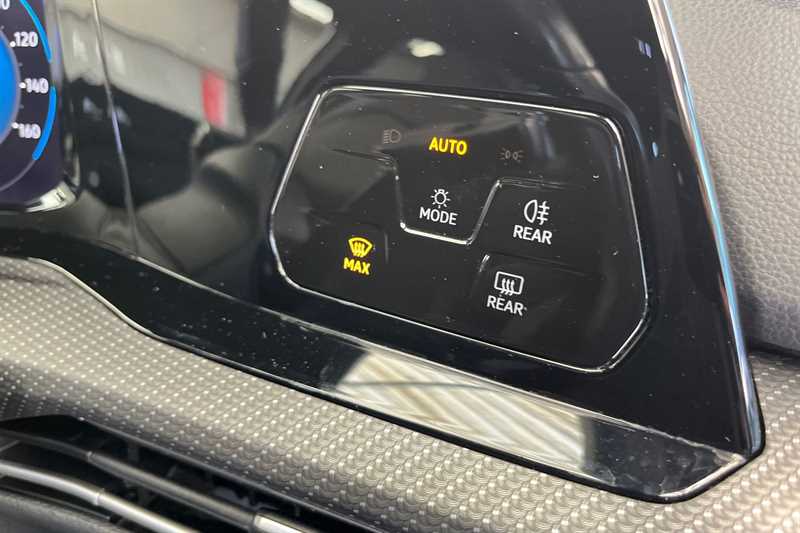 Used Volkswagen Golf 2021 for sale - 76489573: Photo 36