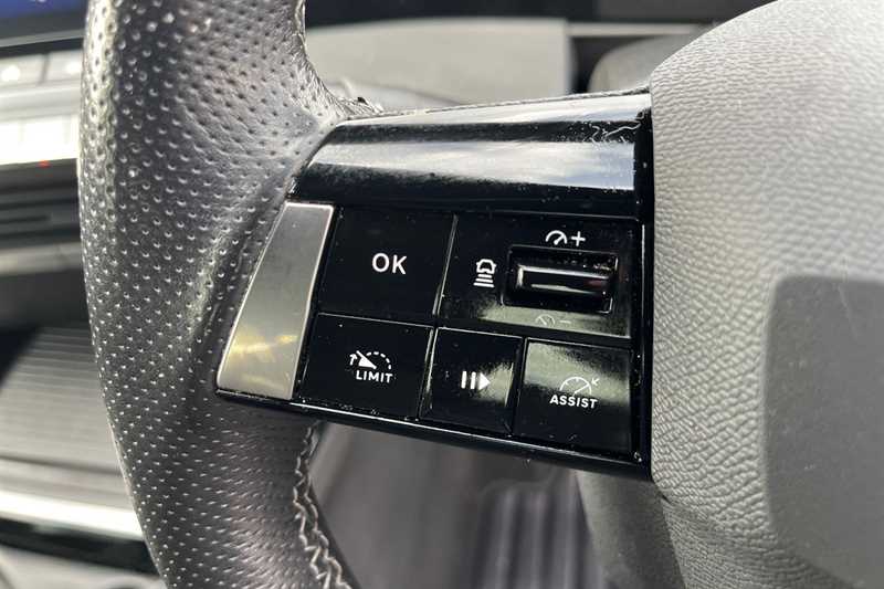 Used Vauxhall Astra 2022 for sale - 75981526: Photo 21