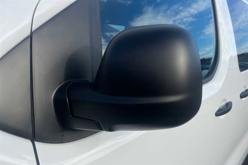 Used Vauxhall Vivaro 2025 for sale - 76929750: Photo 35