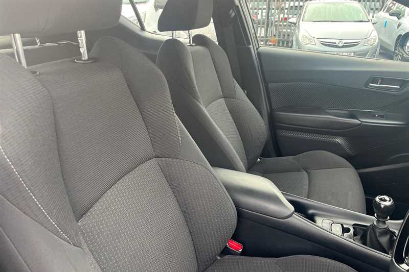 Used Toyota C-HR 2019 for sale - 77930390: Photo 23