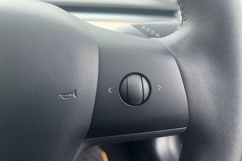 Used Tesla Model 3 2020 for sale - 77944215: Photo 22