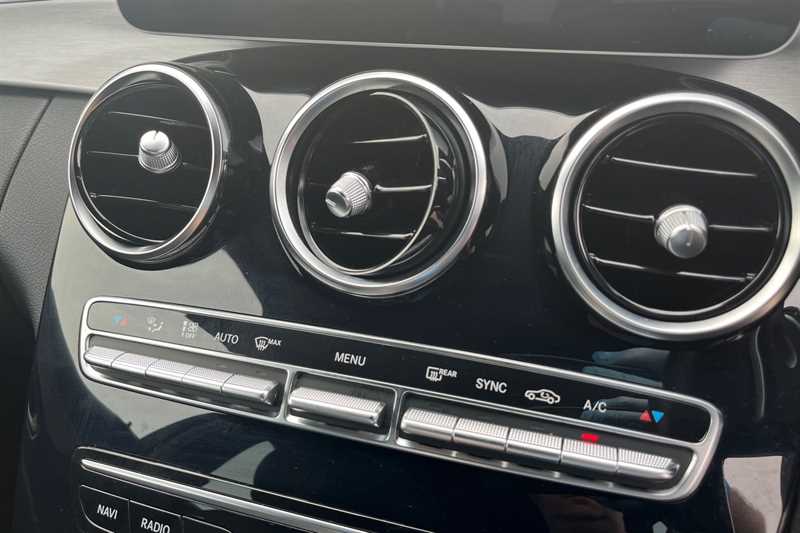 Used Mercedes-Benz C Class 2019 for sale - 78050487: Photo 15