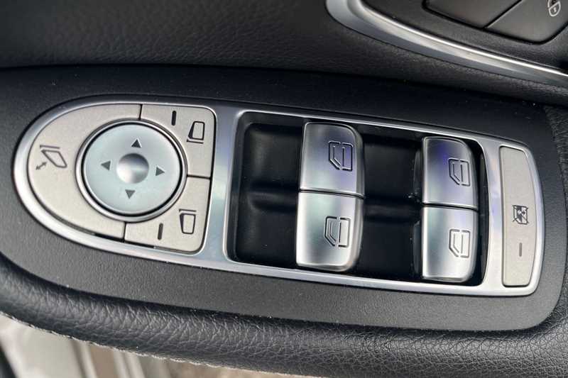 Used Mercedes-Benz C Class 2019 for sale - 78050487: Photo 16