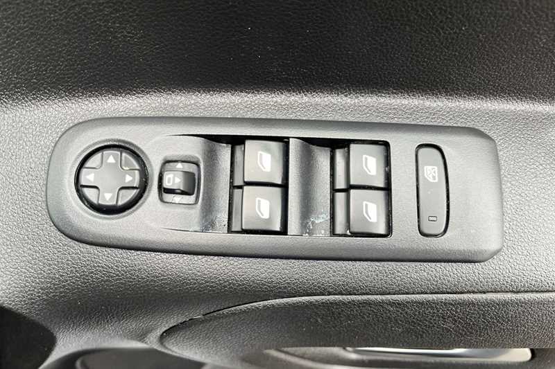 Used Vauxhall Combo Life 2022 for sale - 77362651: Photo 16