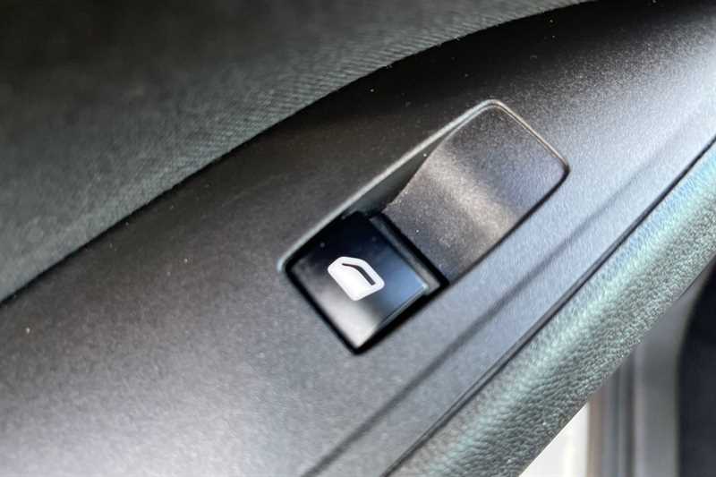 Used Vauxhall Crossland 2022 for sale - 76733860: Photo 39