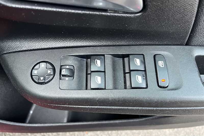 Used Vauxhall Corsa 2023 for sale - 78075275: Photo 16