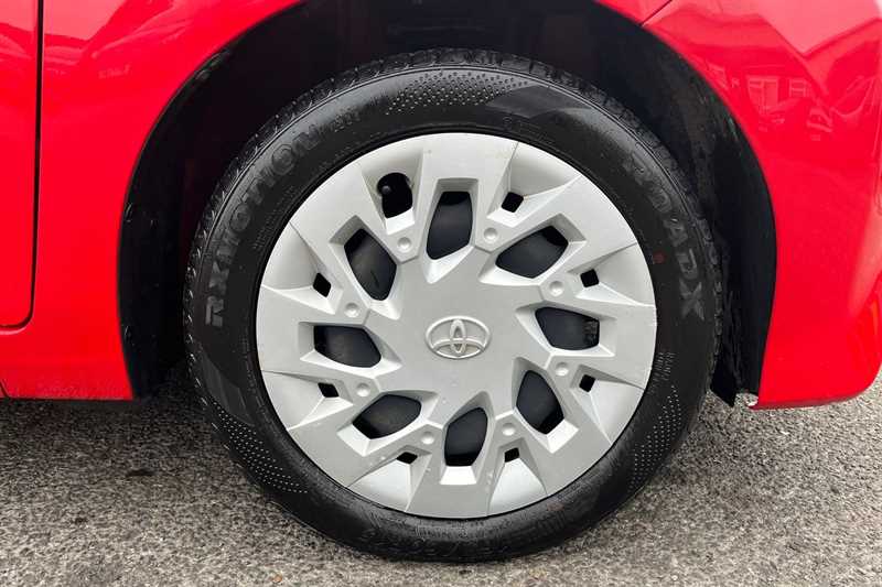 Used Toyota AYGO 2019 for sale - 76529722: Photo 12