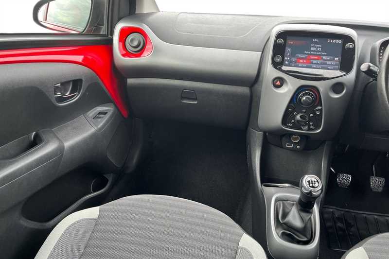 Used Toyota AYGO 2019 for sale - 76529722: Photo 14