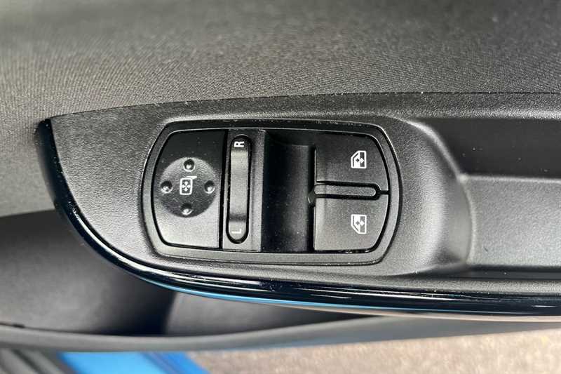 Used Vauxhall Corsa for sale - 78130951: Photo 16