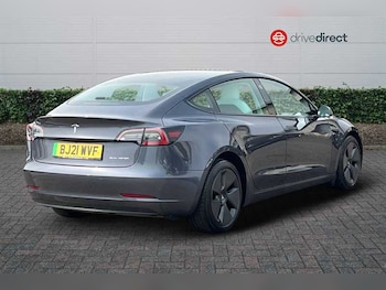 Used Tesla Model 3 2021 for sale - 75452990: Photo