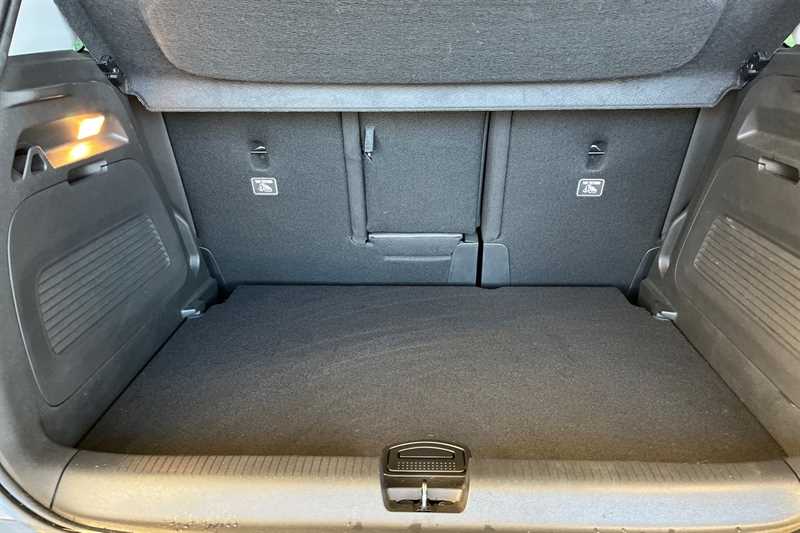 Used Vauxhall Crossland 2023 for sale - 78208635: Photo 25