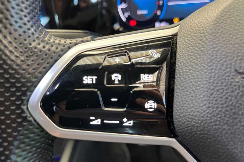 Used Volkswagen Golf 2021 for sale - 75930263: Photo 21