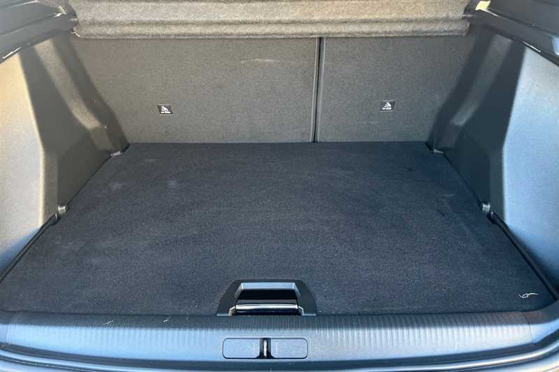 Used Peugeot 2008 2024 for sale - 77473908: Photo 25