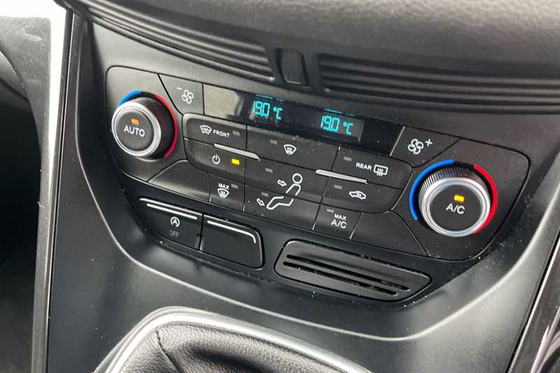 Used Ford Kuga 2018 for sale - 76242654: Photo 15
